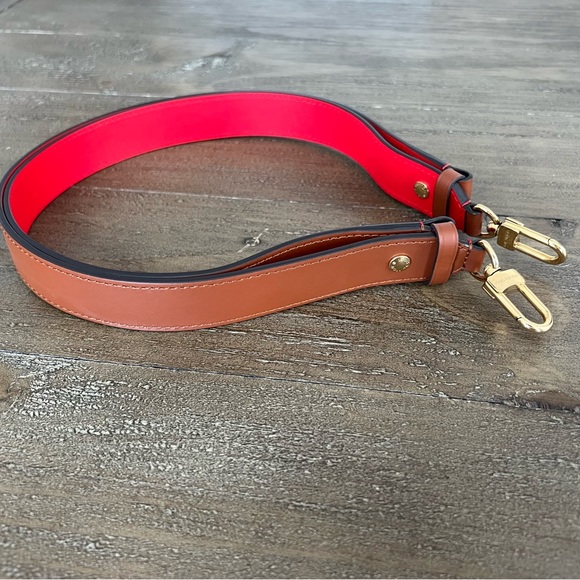 Authentic Louis Vuitton Adjustable VAUGIRARD strap. - Picture 5 of 7
